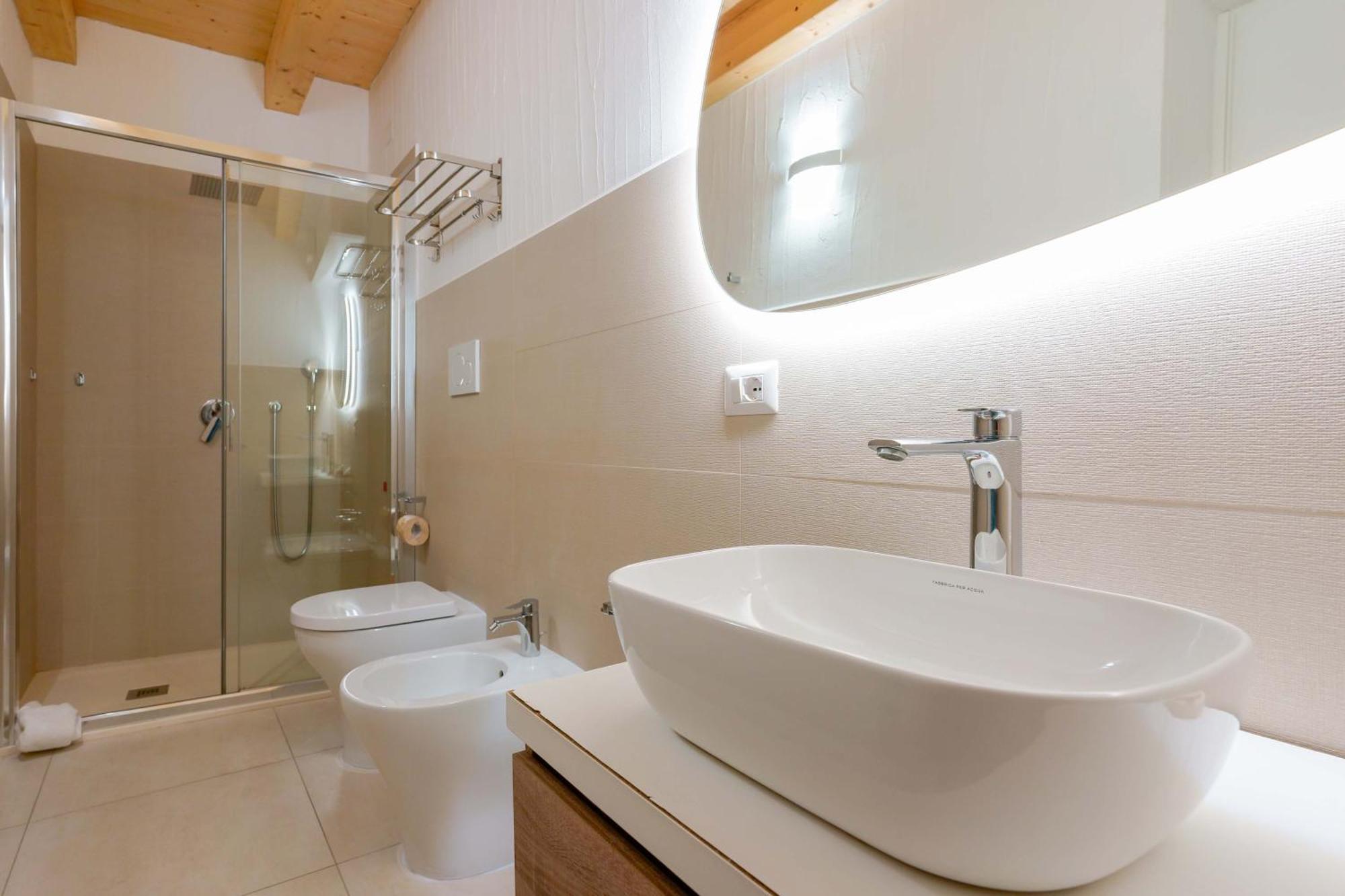Guest House Sciola - Ts Rooms B&B San Sperate Bagian luar foto